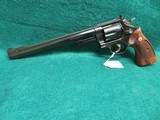 SMITH AND WESSON MODEL 29 SILHOUETTE - 1 of 9
