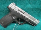 SMITH & WESSON-SD40-40 CAL - 4 of 8
