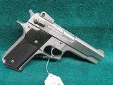 SMITH & WESSON-645-45 ACP - 4 of 11