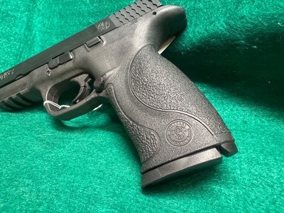 SMITH & WESSON-M&P9-9mm - Image 10 of 11
