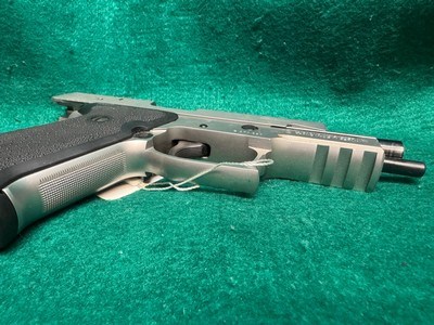 SIG SAUER-P220-45 CAL - Image 13 of 14