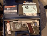 Colt Government Model 01070XS .45 ACP - 2 of 6