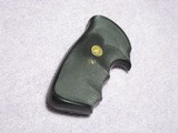 Pachmayr S&WNF GRIPS - 1 of 3