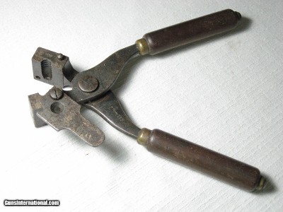 Winchester
n(38-55 bullet mold