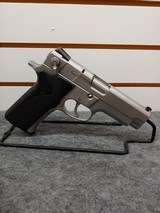 SMITH & WESSON
40 S&W PISTOL - 3 of 4