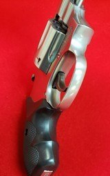 "SOLD"
Smith & Wesson 651-1
22mag
2" Barrel - 11 of 11