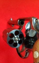Smith & Wesson Model 10-5 38spl - 7 of 14