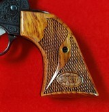 "Sold" Ruger Vaquero (JOHN WAYNE COMMEMORTIVE) Engraved 45lc - 9 of 17