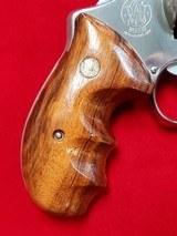 “ SOLD “ Smith & Wesson 629-1 ( LEW HORTON ) 44mag - 4 of 14