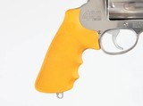 " PENDING " SMITH & WESSON
460 ES
STAINLESS
2 3/4"
460 S&W
YELLOW RUBBER GRIPS
BEAR SURVIVAL KIT - 2 of 12
