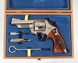 SMITH & WESSON MODEL 29-2
NICKEL
44 MAGNUM
4" REVOLVER
TTT
WITH DISPLAY BOX - 14 of 14