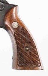 SMITH & WESSON
M&P
38 SPECIAL
5"
REVOLVER
BOX - 5 of 11