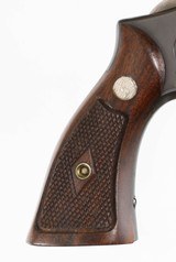 SMITH & WESSON
M&P
38 SPECIAL
5"
REVOLVER
BOX - 2 of 11