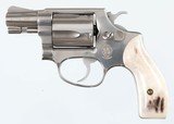 SMITH & WESSON
MODEL 60
38 SPECIAL
REVOLVER BOX AND PAPERS
(1970-73 YEAR MODEL - STAINLESS STEEL & STAG GRIPS) - 4 of 13