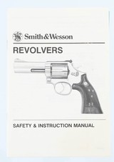 SMITH AND WESSON MODEL 19-5
4" BARREL
TARGET GRIPS,
BOX AND PAPERS
YEAR 1987 - 13 of 13