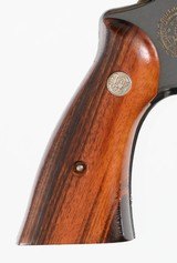 SMITH & WESSONMODEL 27-3357 MAGNUMREVOLVER(FBI 50 YEAR COMMEMORATIVE EDITION 1934-84 - BADGE #1263) - 3 of 12