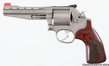 SMITH & WESSON
MODEL 686 "PERFORMANCE CENTER"
357 MAGNUM
REVOLVER - 4 of 15