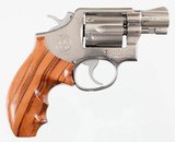 SMITH & WESSON
MODEL 64 2
38 SPECIAL
REVOLVER
(COMBAT GRIPS)