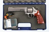 SMITH & WESSON
MODEL 610-2
10 MM
REVOLVER
(NON-FLUTED CYLINDER) - 13 of 13