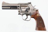 SMITH & WESSON
MODEL 686
357 MAGNUM
REVOLVER - 4 of 11