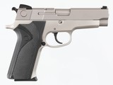 SMITH & WESSON
MODEL 910S
9MM
PISTOL