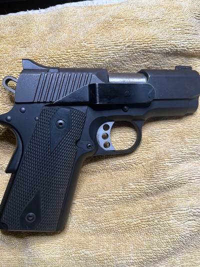 Kimber Ultra Carry - Image 2 of 3
