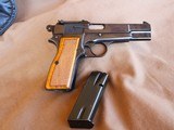 Browning Hi Power
T
Series
Tangent sight
1967 High Condition - 12 of 16