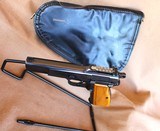 Browning Hi Power
T
Series
Tangent sight
1967 High Condition - 2 of 16