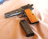 Browning Hi Power
T
Series
Tangent sight
1967 High Condition - 11 of 16