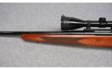 Winchester Model 70 XTR Sporter .300 Wby. Mag. - 6 of 9