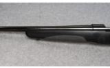 Winchester Model 70 Ultimate Shadow
.325 WSM - 6 of 8