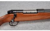 Weatherby Mark V Deluxe .300 Wby. Mag. - 2 of 8