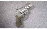 Smith & Wesson Model 460XVR Performance Ctr. 460 S&W - 1 of 4