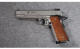 Smith & Wesson Model 1911 Pro Series 9 MM - 2 of 4