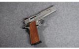Smith & Wesson Model 1911 Pro Series 9 MM - 1 of 4