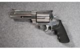 Smith & Wesson Model 460 V
.460 S&W - 2 of 4