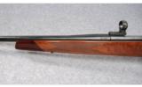 Weatherby Model Mark V Deluxe .340 Wby. Mag. - 6 of 8