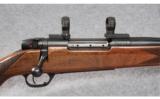 Weatherby Model Mark V Deluxe .340 Wby. Mag. - 2 of 8
