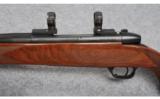Weatherby Model Mark V Deluxe .340 Wby. Mag. - 4 of 8