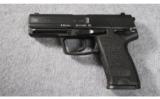 H&K Model USP .40 S&W - 2 of 3