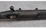 Weatherby Model Mark V Accumark .300 Wby. Mag. - 3 of 9