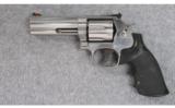 Smith & Wesson Model 686-6 .357 Magnum - 2 of 3