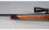 Weatherby Model Mark V Deluxe .340 Wby - 6 of 9