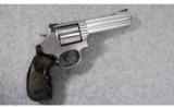 Smith & Wesson Model 686-8 .357 Magnum - 1 of 3