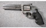 Smith & Wesson Model 686-6 .357 Magnum - 2 of 4