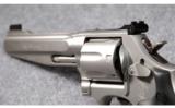 Smith & Wesson Model 686-6 Pro Series .357 Magnum - 3 of 4