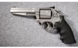 Smith & Wesson Model 686-6 Pro Series .357 Magnum - 2 of 4