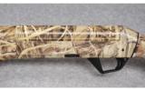 Benelli Super Black Eagle II 12 Gauge - 4 of 9