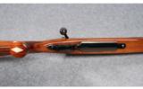 Weatherby Model Mark V .257 Wby. Mag. - 3 of 9