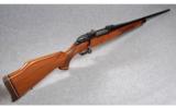 Weatherby Model Mark V .257 Wby. Mag. - 1 of 9
